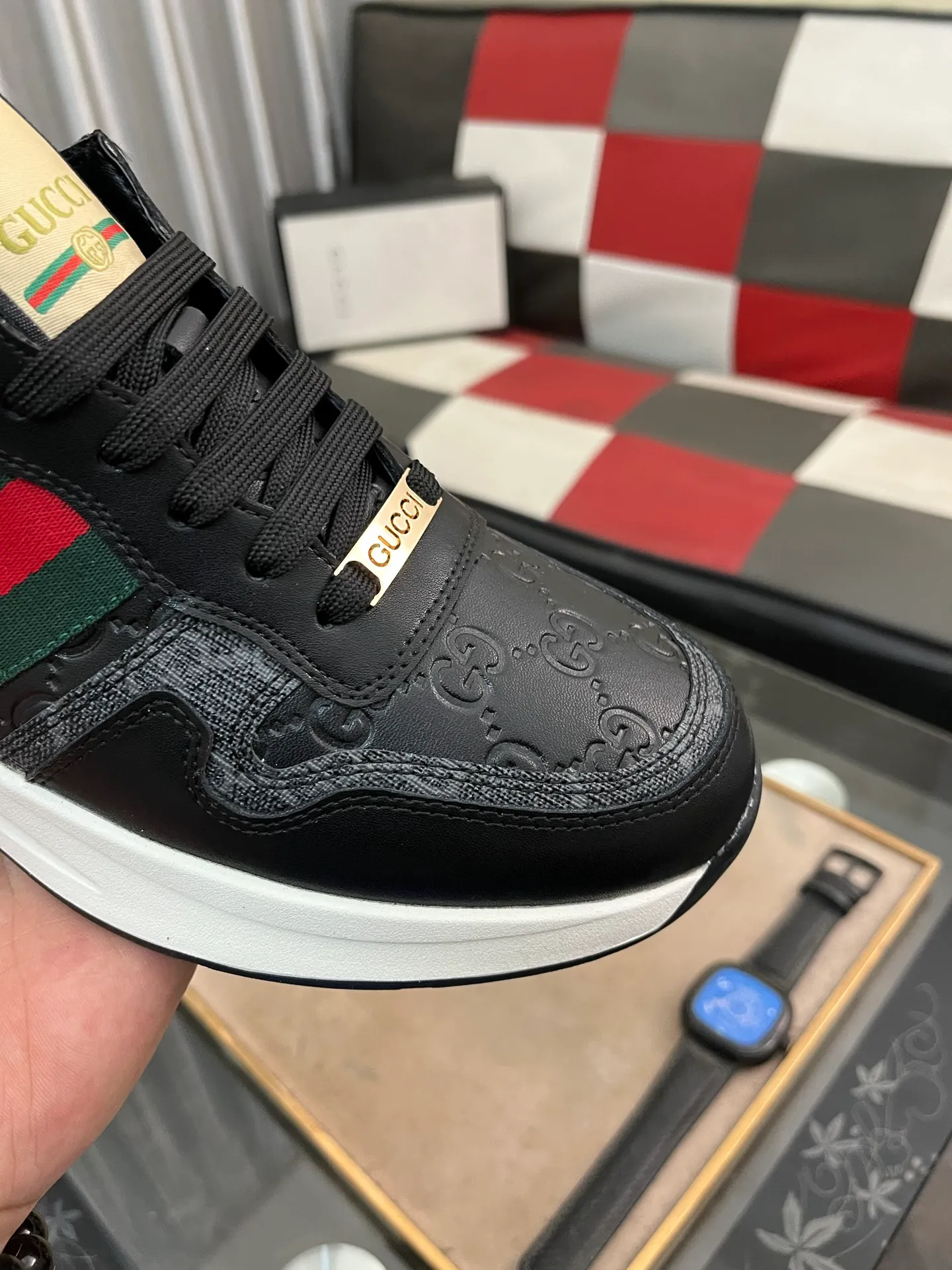 Men's shoes💰420⌚️⌚️[GUCCI] Gucci men's casual shoes are absolutely popular🔥The ultimate matching item for trendy men! The charm of super texture is irresistible, the main recommendation, the flower leather color is bright! The upper is made of high-quality cowhide with branded fabrics, pigskin lining for the feet, and wear-resistant rubber sole, which is noble and elegant! Extremely comfortable🎁🎁You can be as handsome as you want💪 38-442️⃣colors available